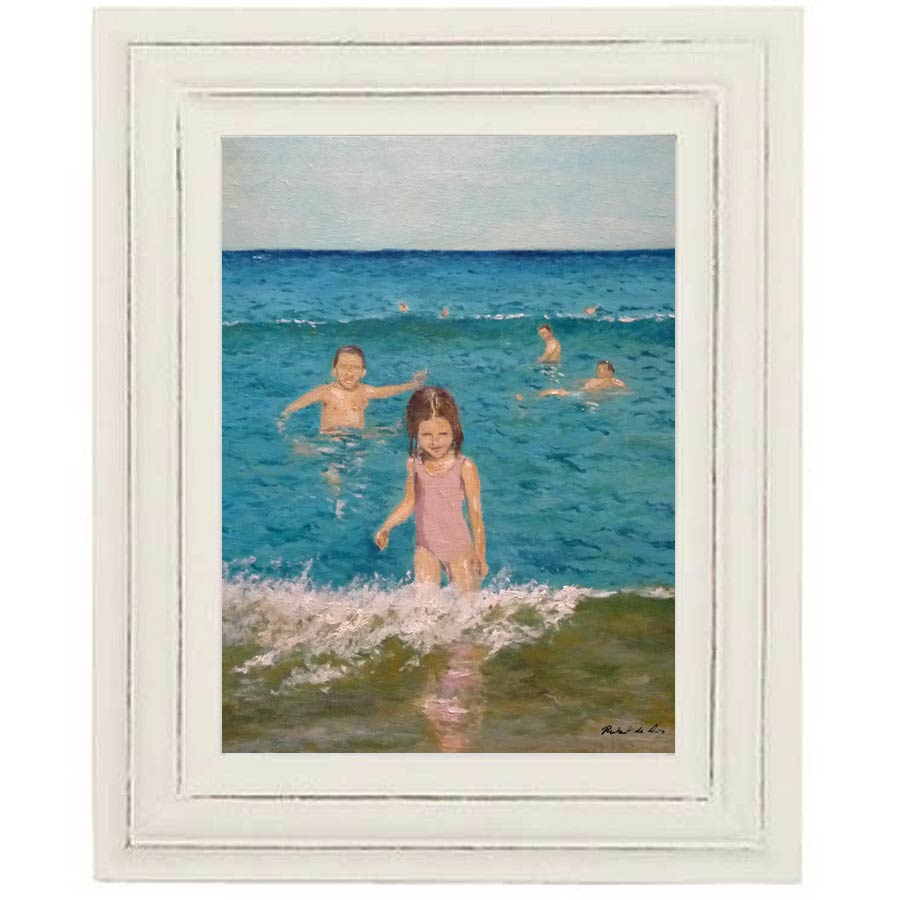 Un cuadro al oleo de unos niños jugando en el mar pintado por Rubén de Luis.
